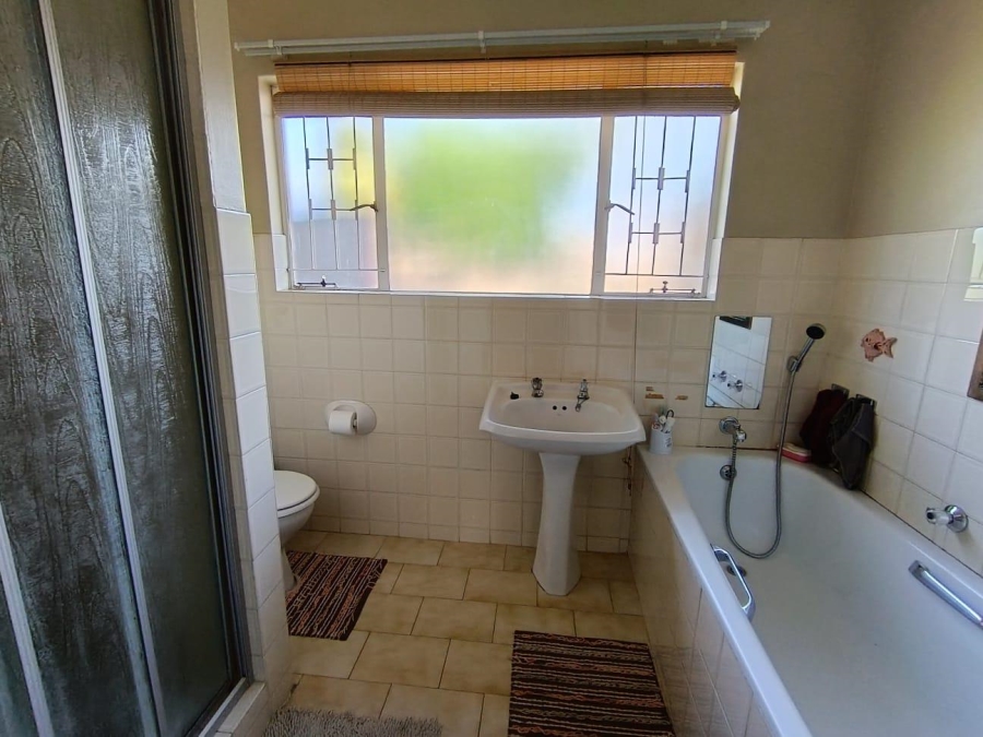 3 Bedroom Property for Sale in Pellissier Free State